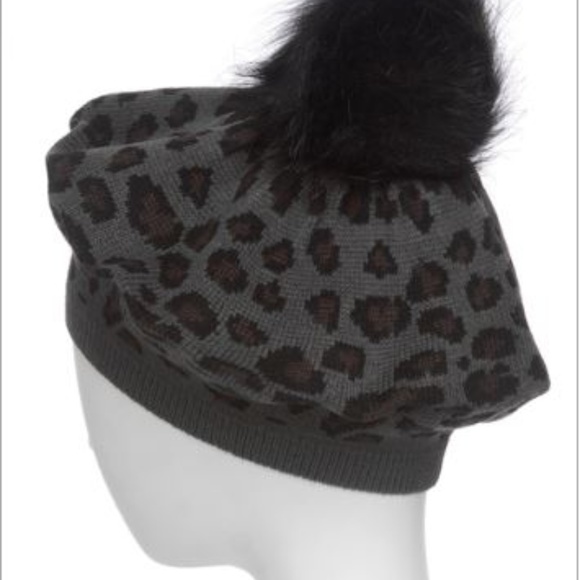 Animal print in black&grey winter Beret - Picture 1 of 1